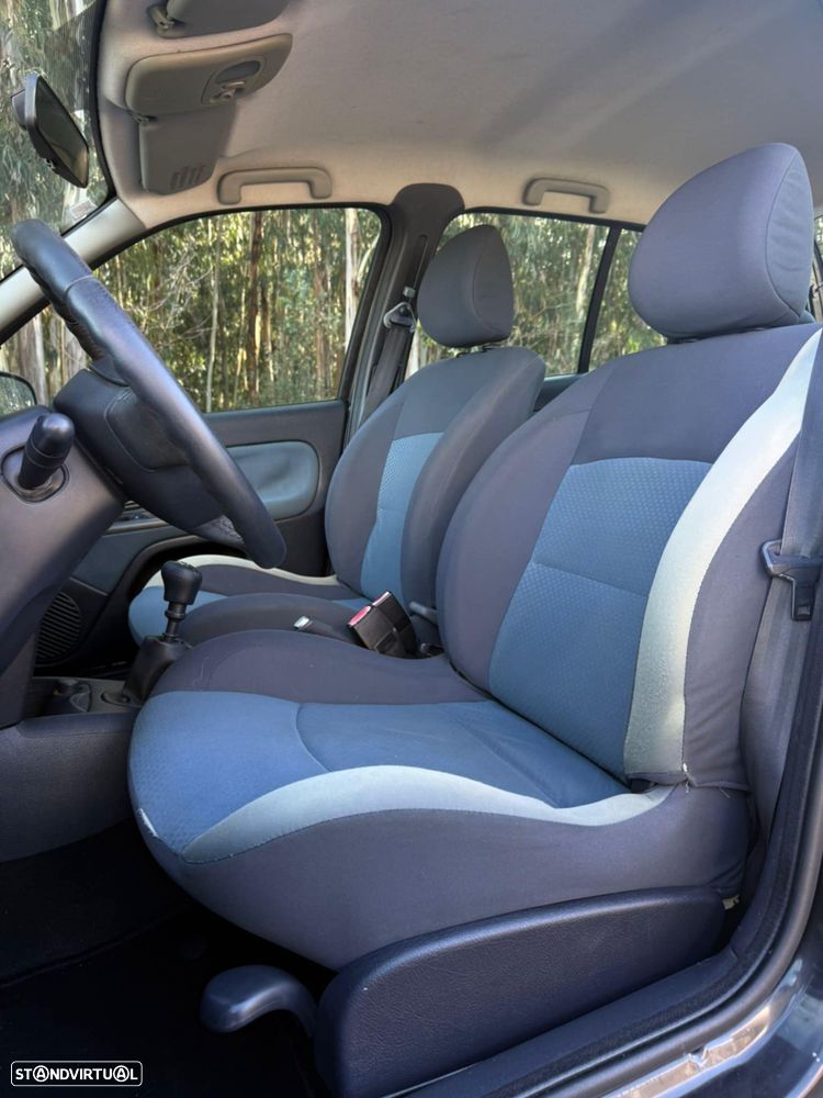 Renault Clio 1.2 16V SE Extreme - 7