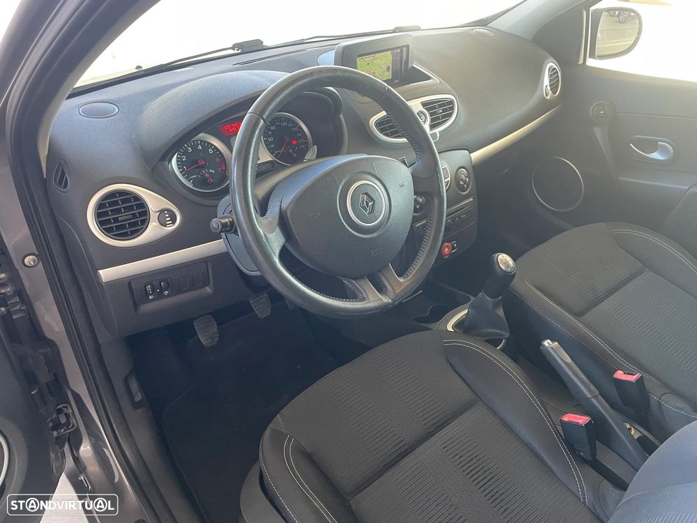 Renault Clio 1.2 16V Dynamique - 9