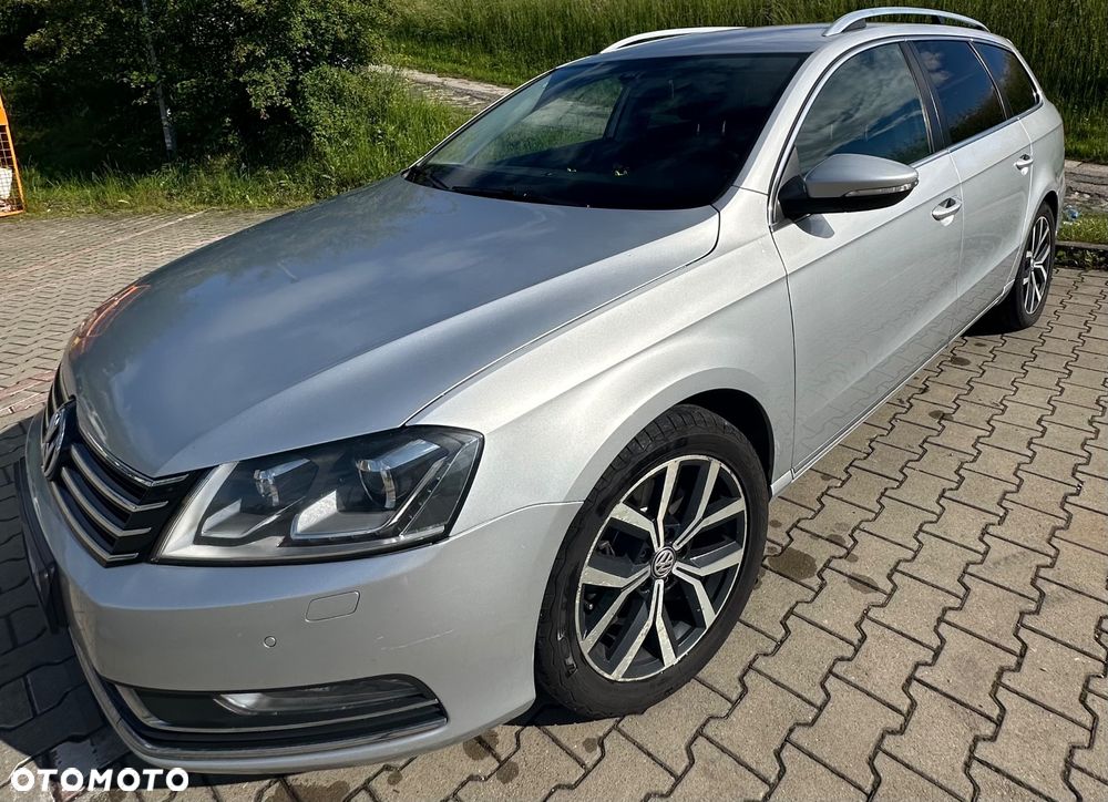 Volkswagen Passat 2.0 TDI DSG BlueMotion Technology Comfortline - 1