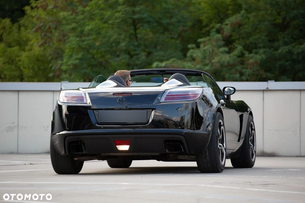 Opel GT 2.0 Turbo - 9