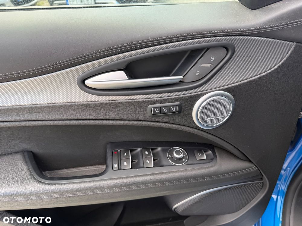 Alfa Romeo Stelvio 2.0 Turbo Veloce Q4 - 31