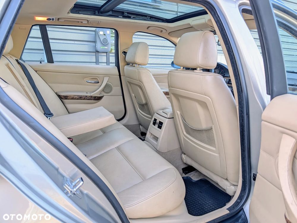 BMW Seria 3 320d DPF Edition Fleet Sport - 8