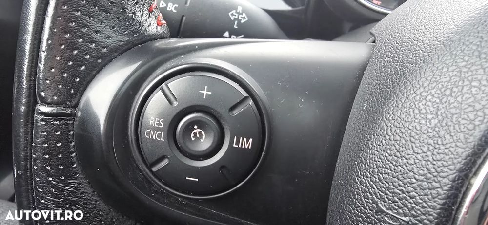 Mini Cooper SD Sport-Aut. Seven - 26