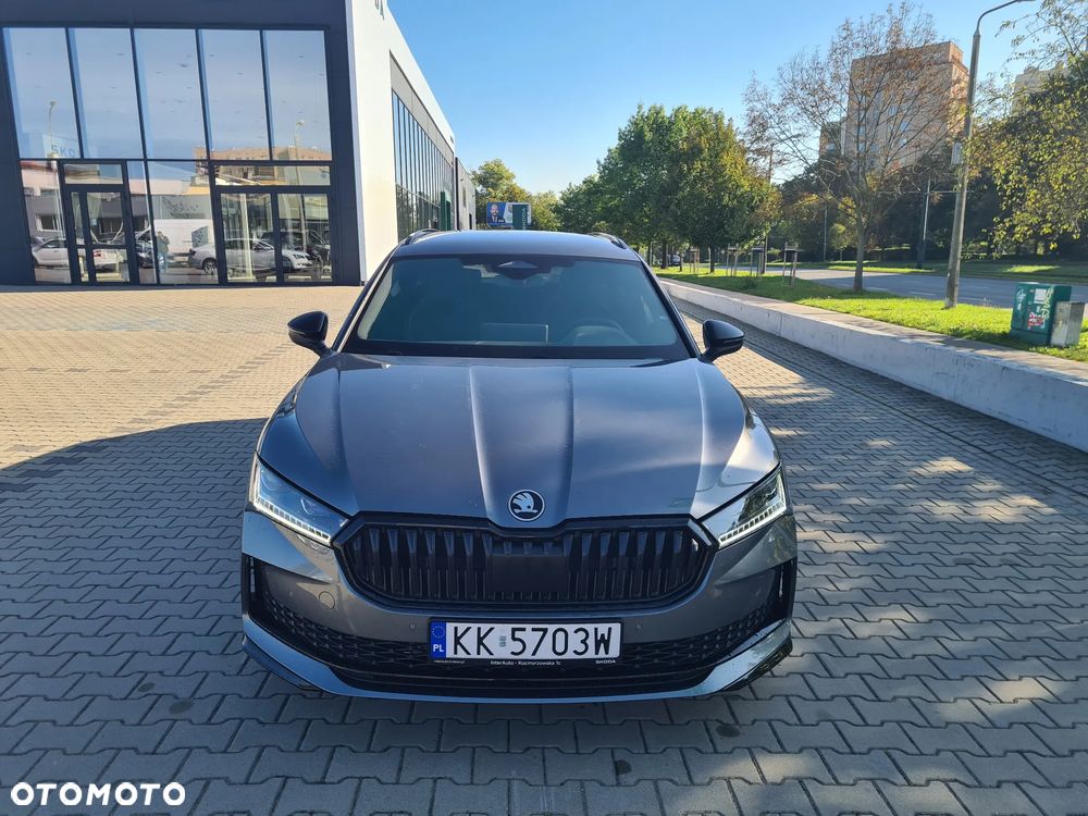 Skoda Superb 2.0 TDI SCR 4x4 Sportline DSG - 2