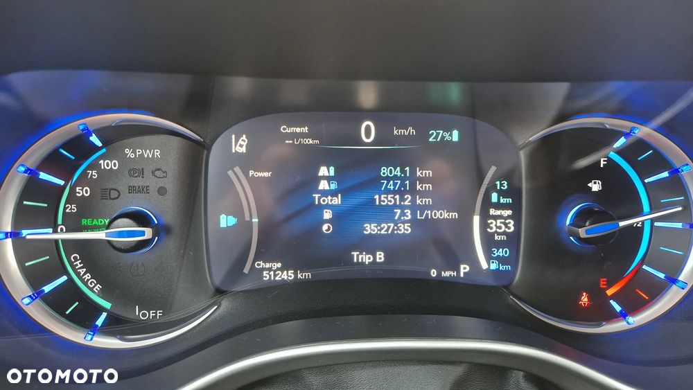 Chrysler Pacifica - 16