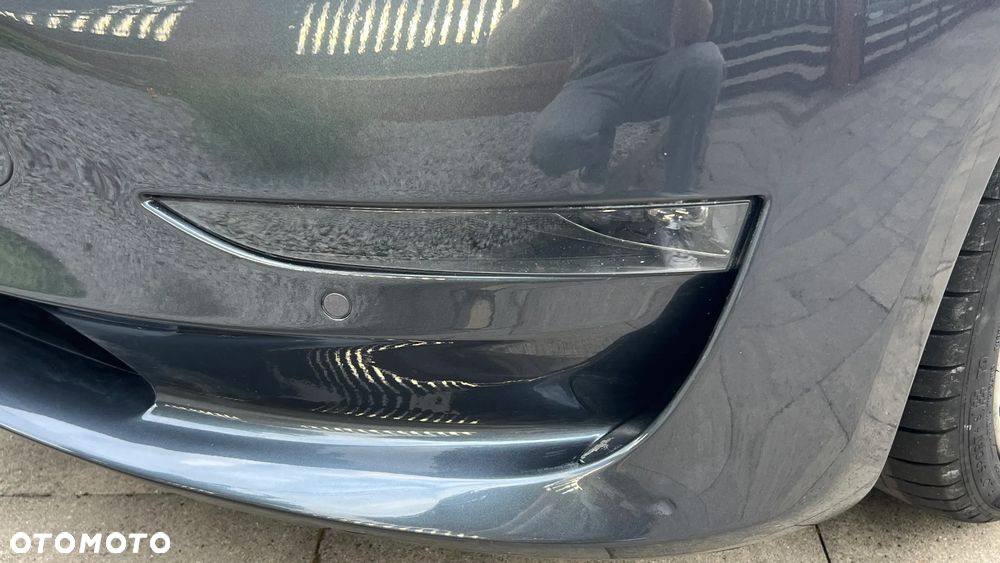 Tesla Model 3 Langstreckenbatterie Allradantrieb Dual Motor Performance - 21