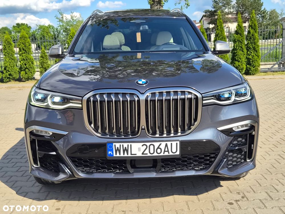 BMW X7 M50d sport - 35