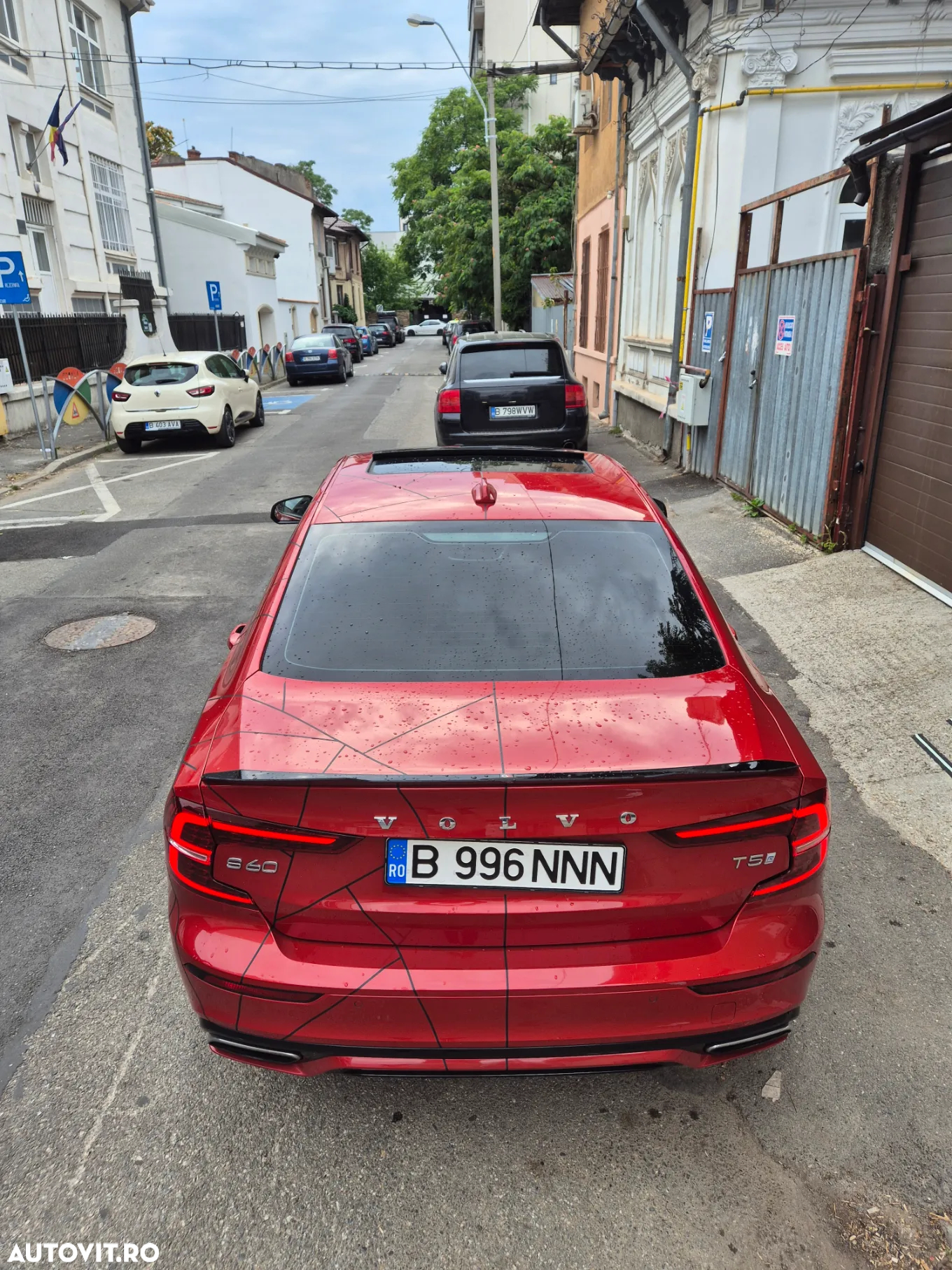 Volvo S60 T5 R-Design - 6