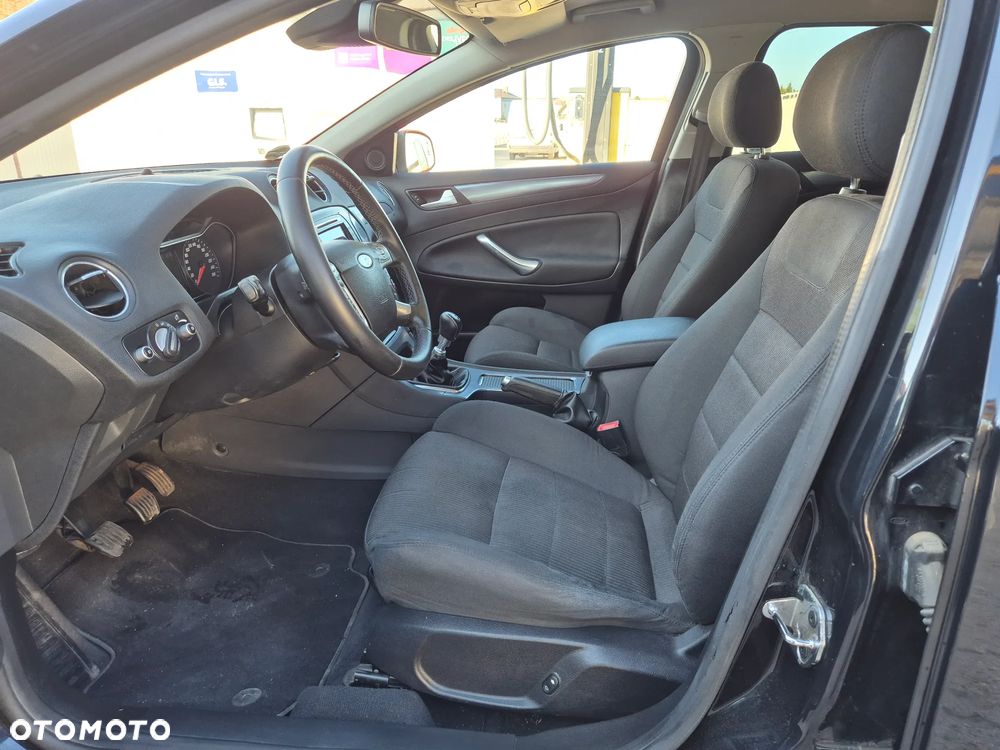 Ford Mondeo 2.0 TDCi Titanium - 18