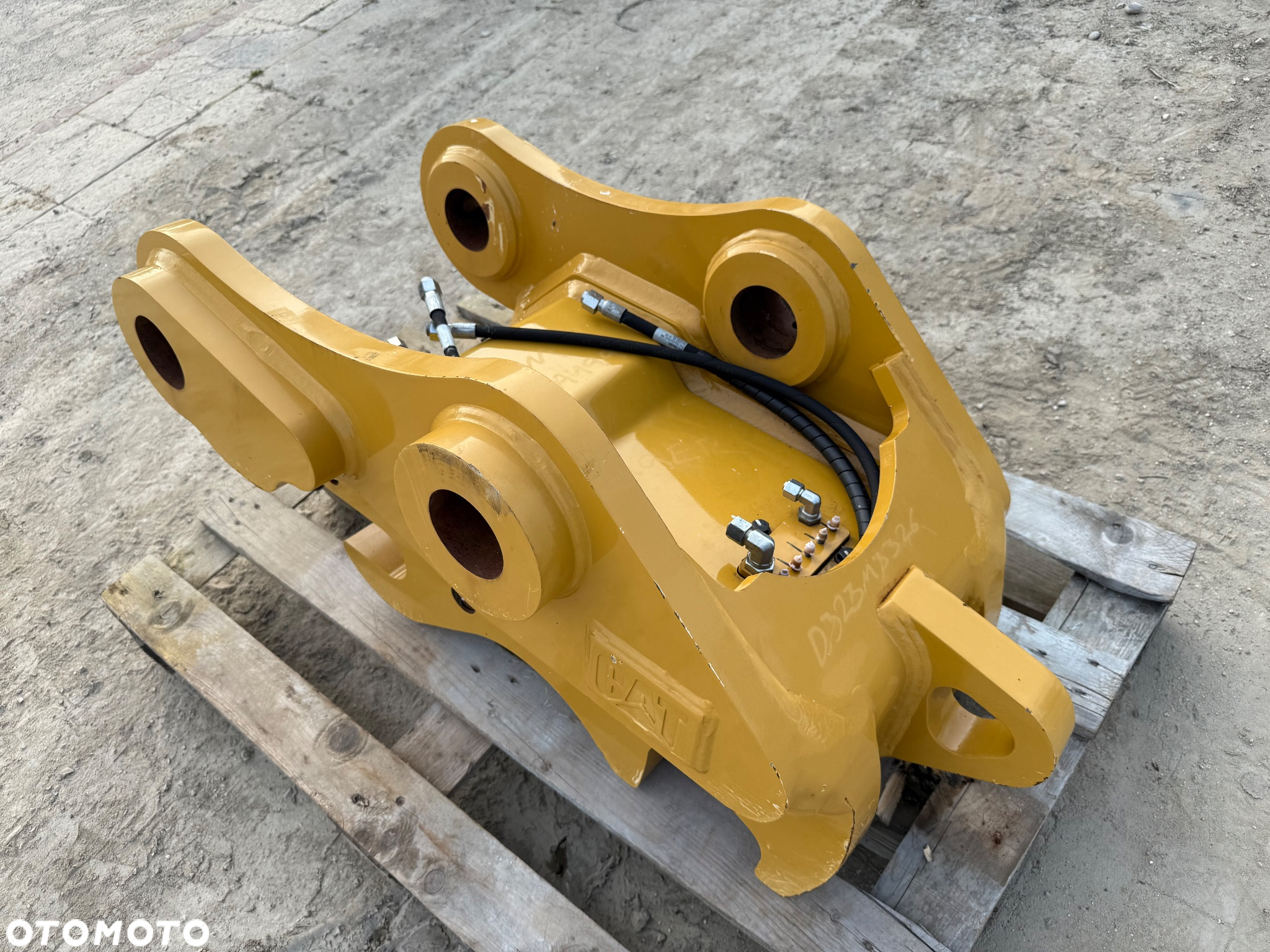 Caterpillar - 3