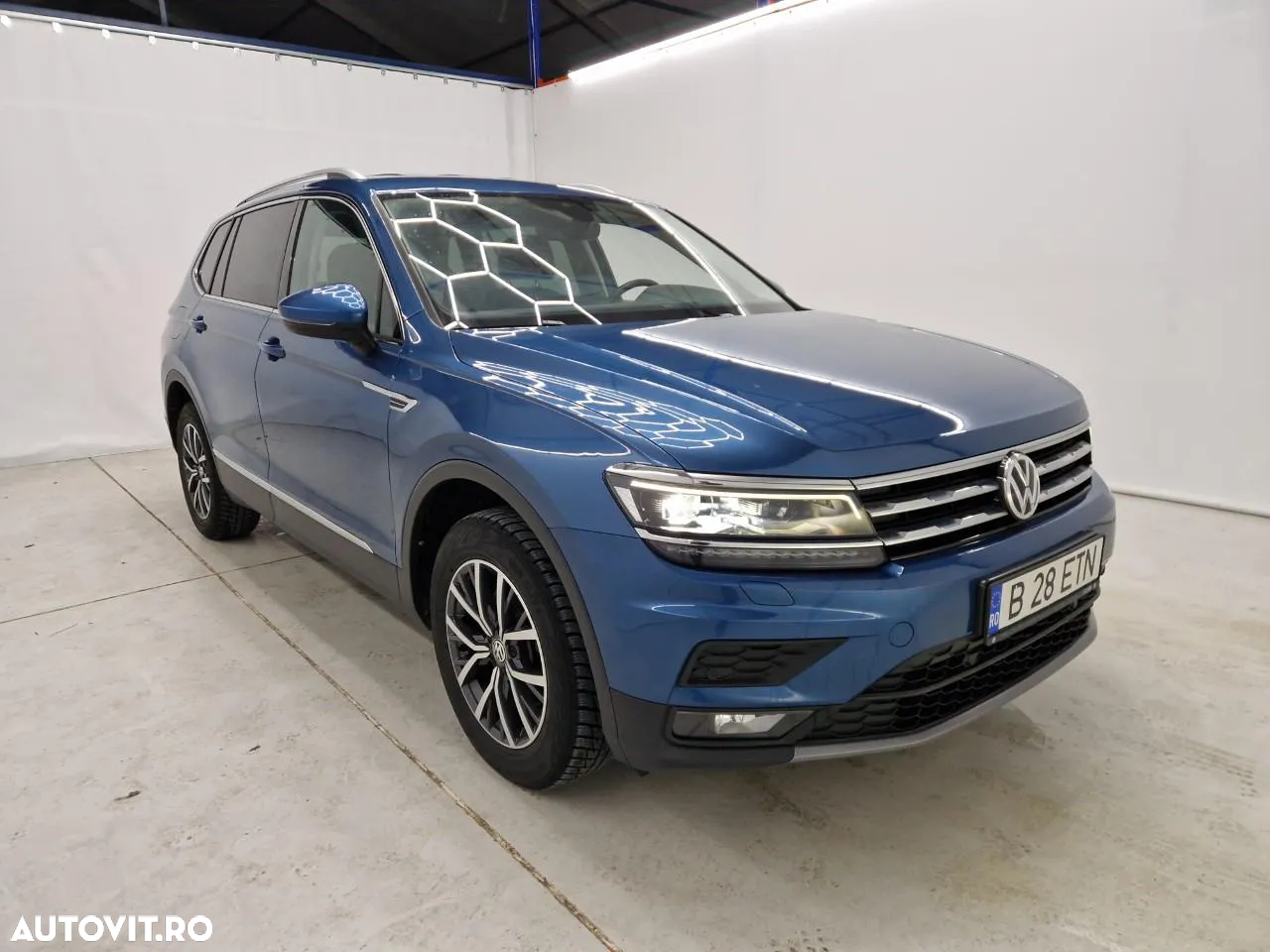 Volkswagen Tiguan 1.5 TSI ACT Comfortline - 3