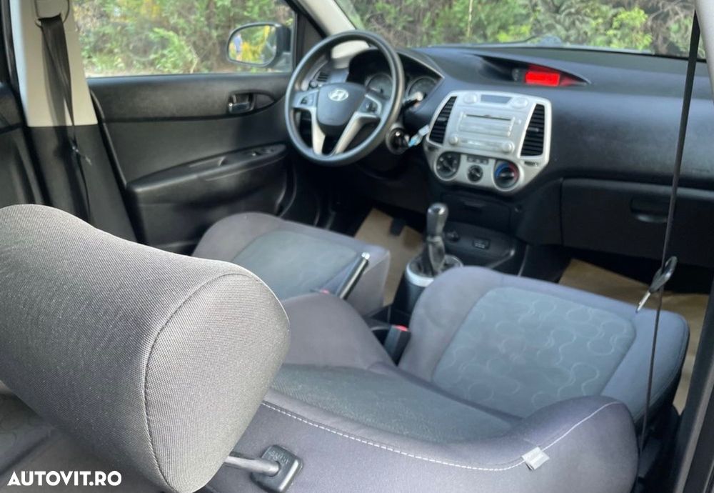 Hyundai i20 1.4 CRDi Style - 31