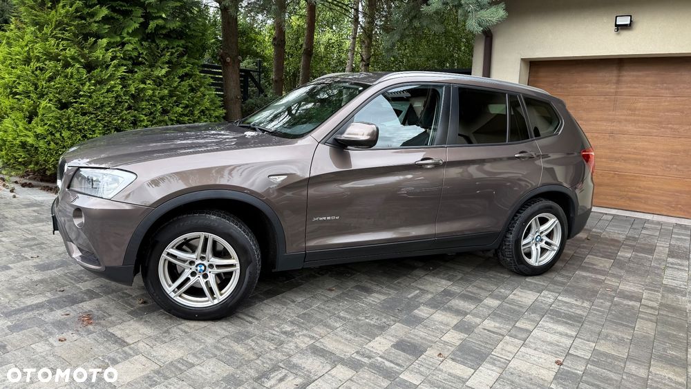 BMW X3 xDrive20d - 16
