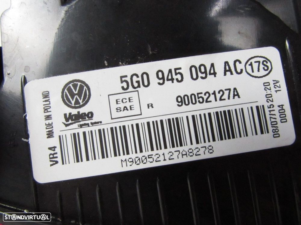 Farolim da mala Direito Seminovo/ Original VW GOLF VII (5G1, BQ1, BE1, BE2)/VW G... - 5