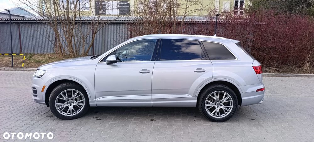 Audi Q7 - 8