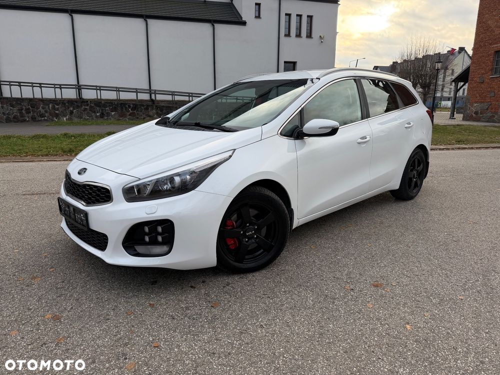 Kia Ceed - 1