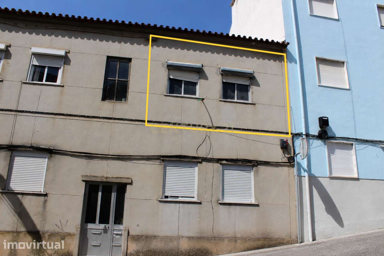T2 Totalmente remodelado Verdelha - Junto a Alverca - Grande imagem: 2/16