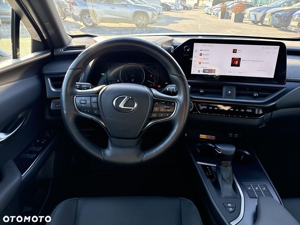 Lexus UX 250h GPF F Sport Design 2WD - 24