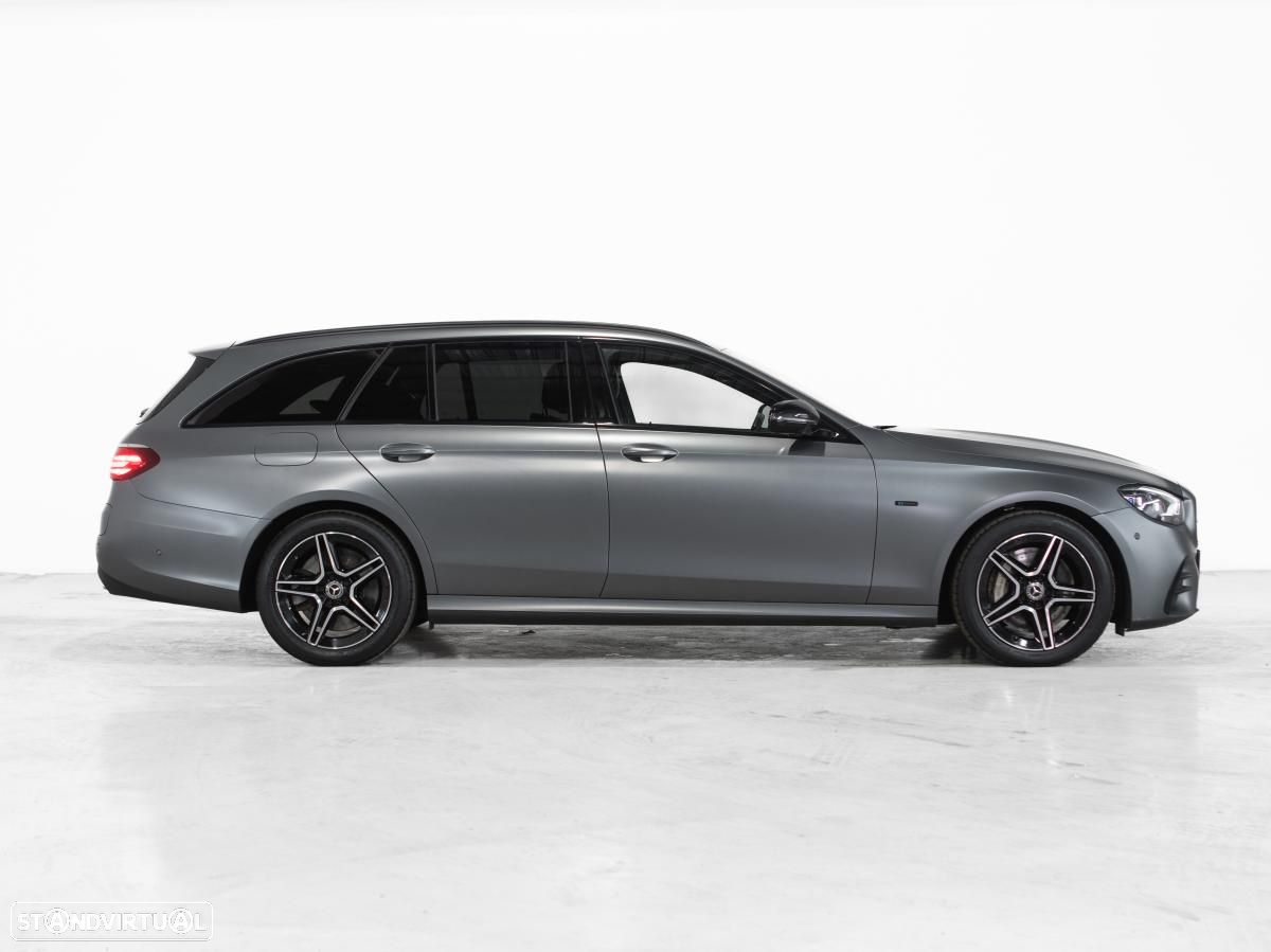 Mercedes-Benz E 300 de AMG Line - 2