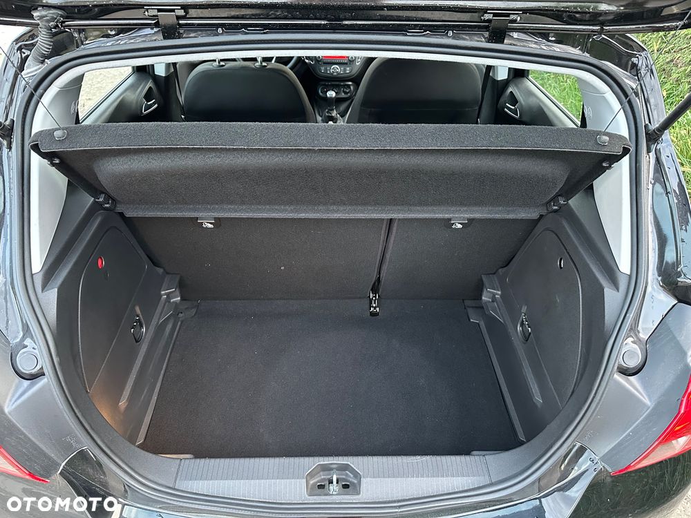 Opel Corsa 1.4 Cosmo - 17