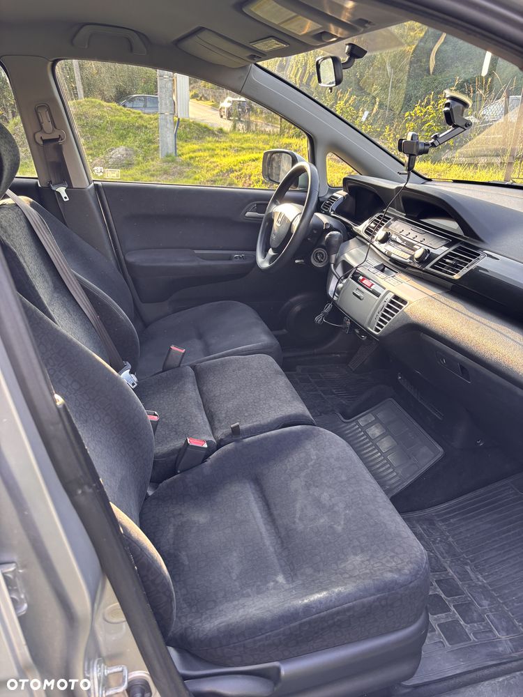 Honda FR-V 2.0 Comfort - 14