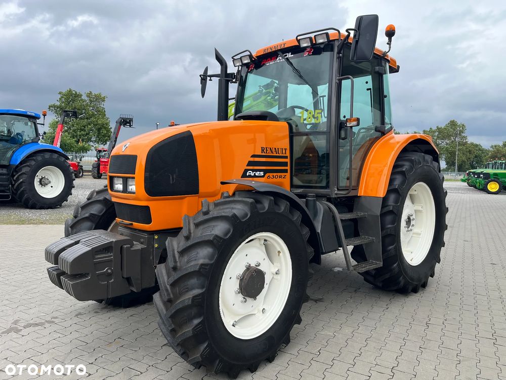 Renault Ares 630 RZ - 3