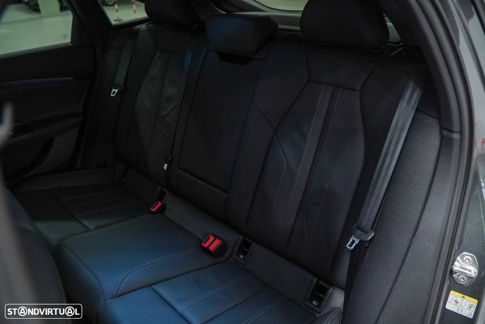 Audi A6 Sportback e-tron 100 kWh Performance SE Business - 17