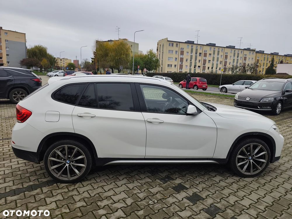 BMW X1 xDrive20d xLine - 11