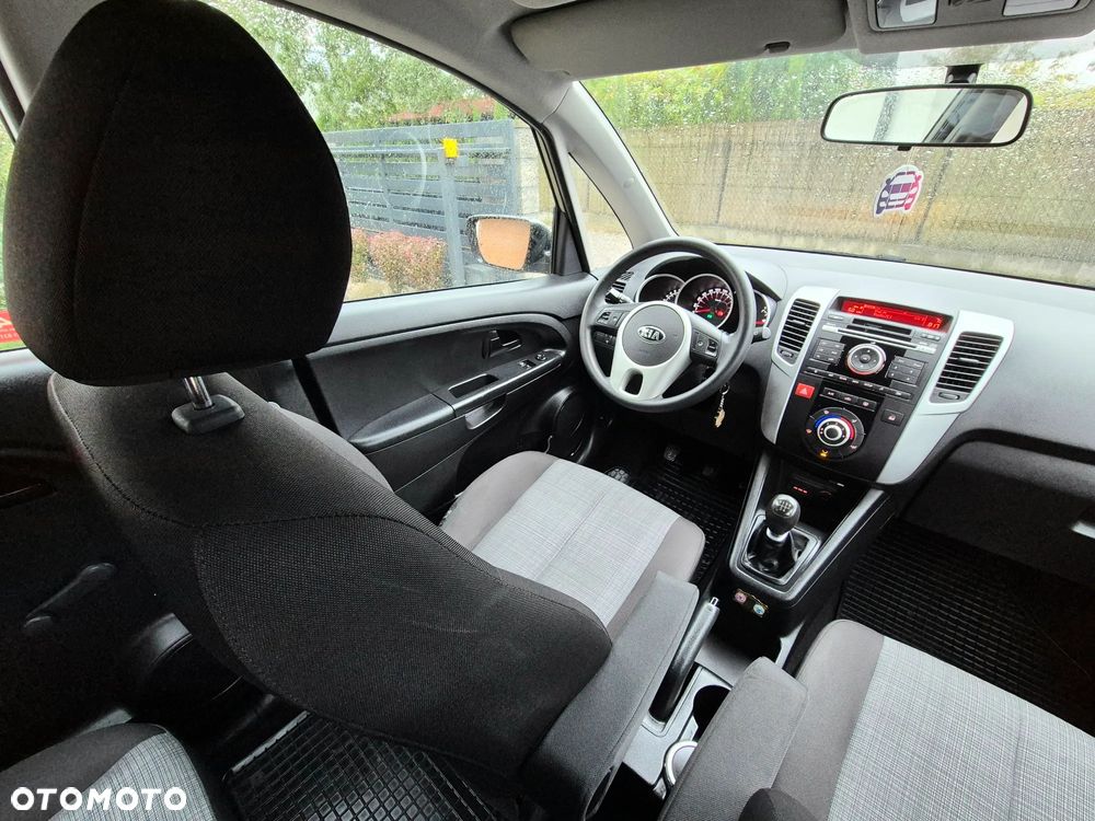 Kia Venga 1.4 S - 16
