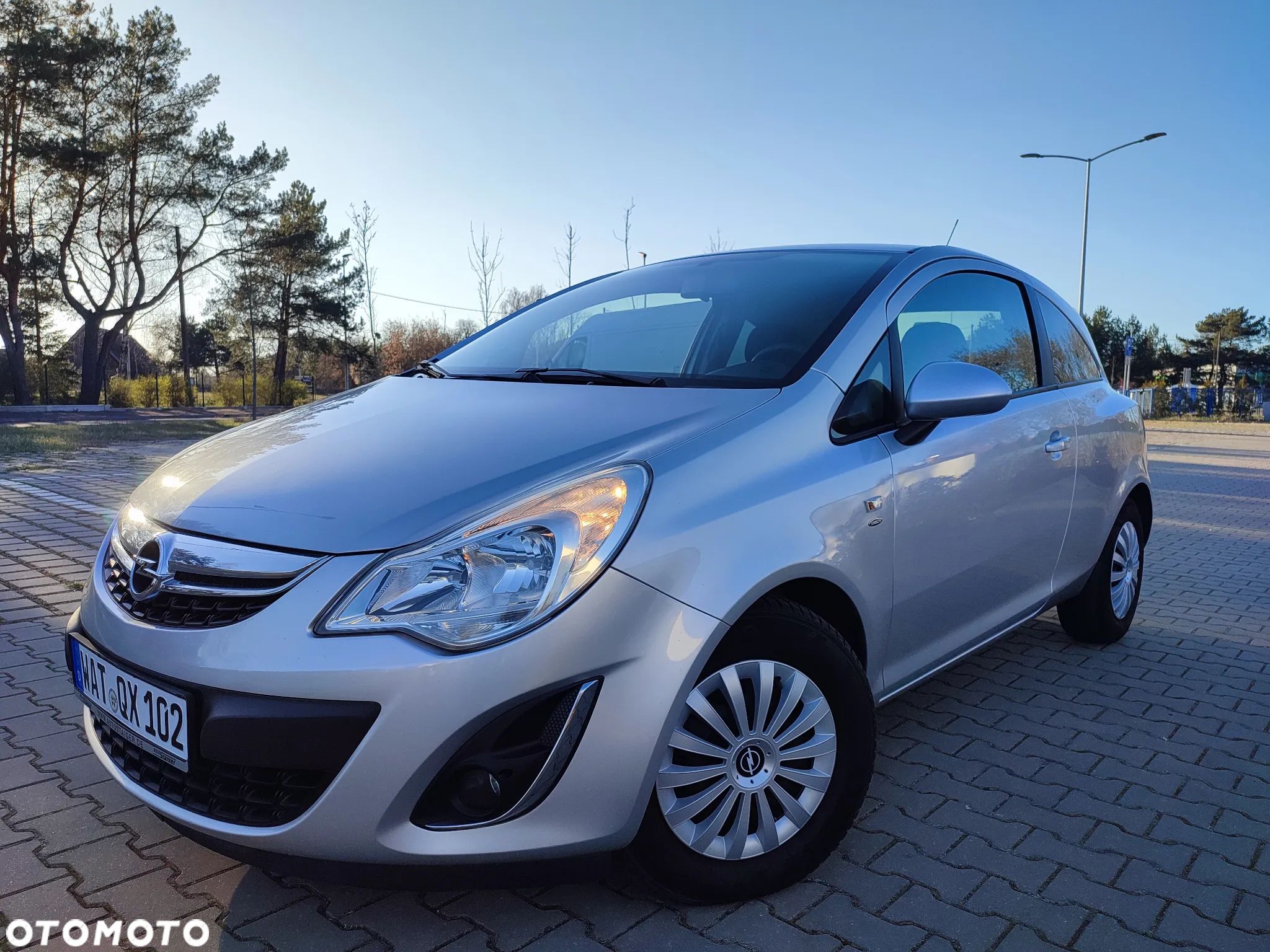 Opel Corsa 1.4 16V EcoFLEX Start-Stop Satellite - 1