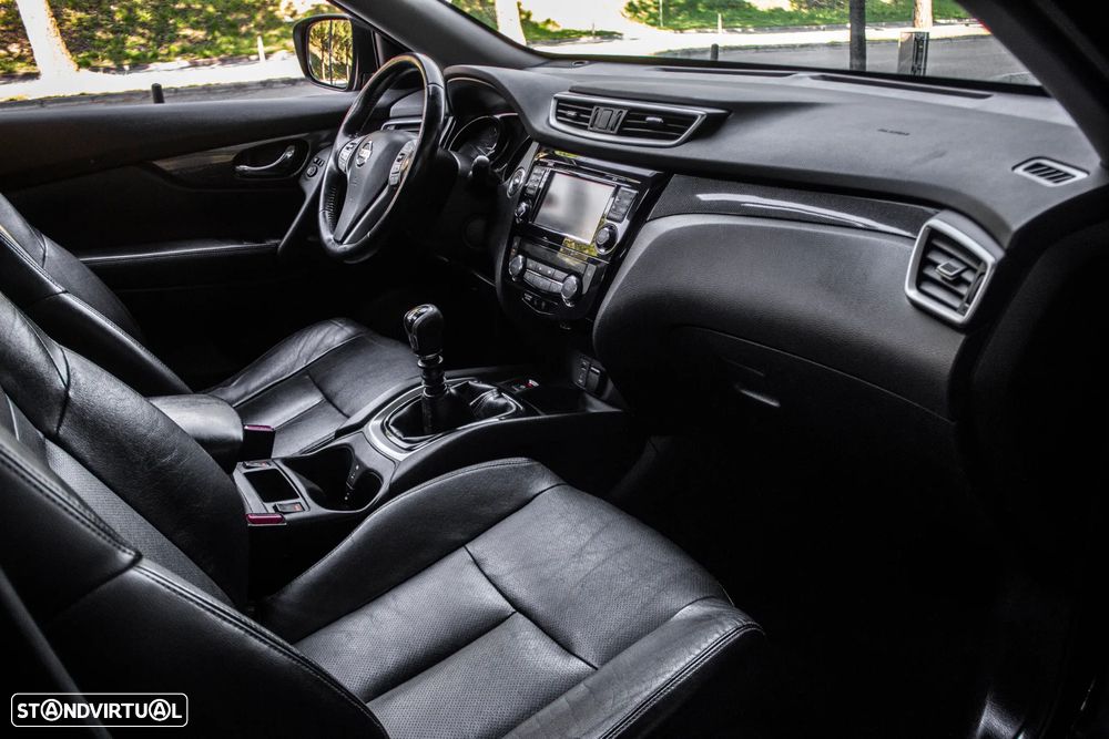 Nissan X-Trail 1.6 dCi N-Connecta - 24