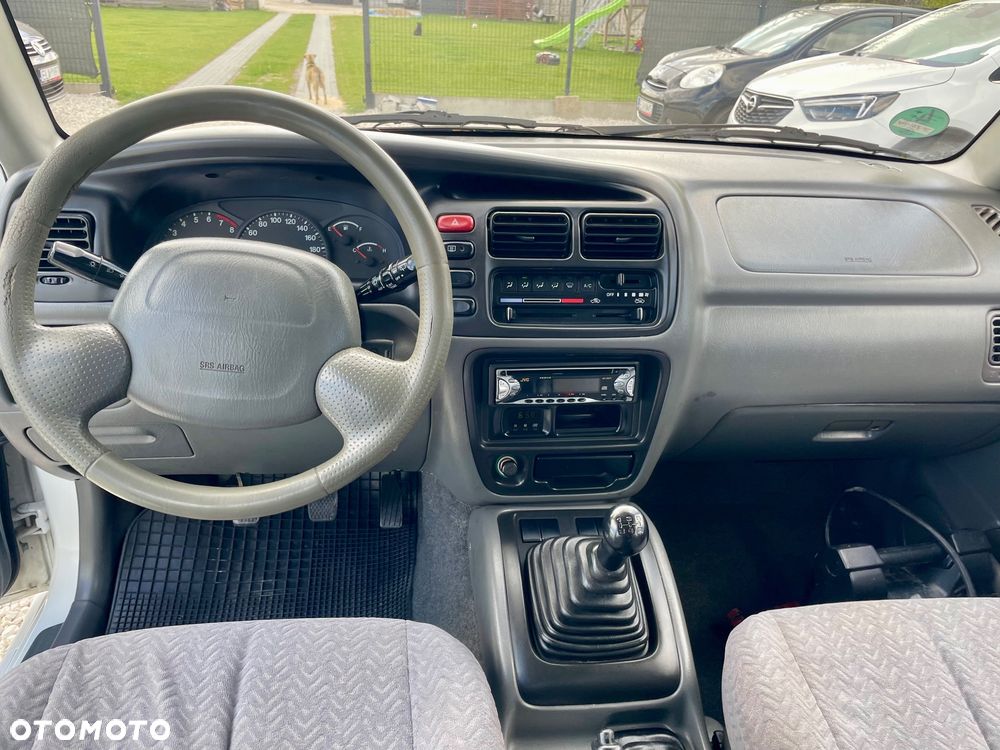 Suzuki Grand Vitara 2.0 Club - 5