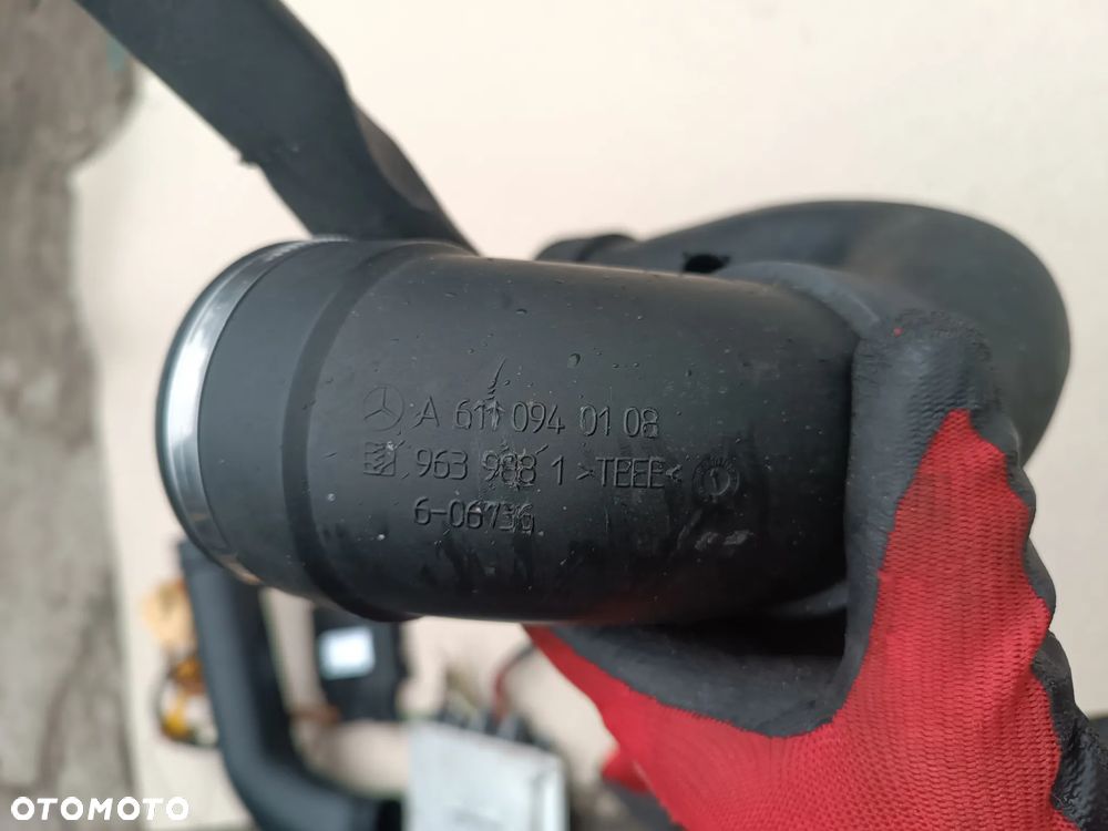 PRZEWÓD RURA DOLOT POWIETRZA MERCEDES C-KLASA W203 2.2 CDI A6110940108 - 3