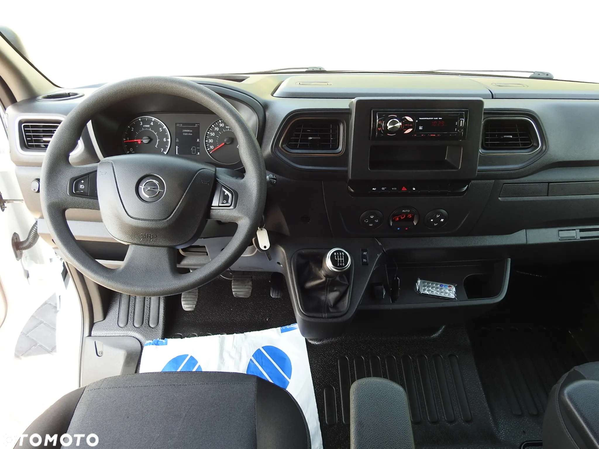 Opel MOVANO PLANDEKA 8 PALET WEBASTO TEMPOMAT KLIMATYZACJA LEDY PNEUMATYKA 165KM [ 267637 ] - 31