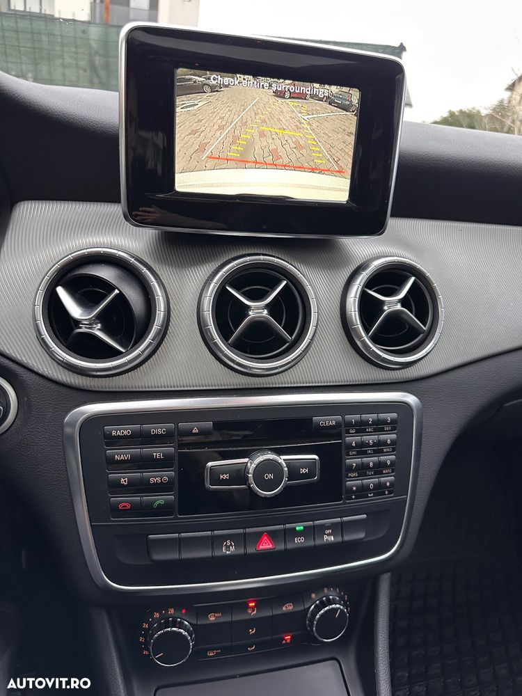 Mercedes-Benz CLA 220 CDI 7G-DCT - 9