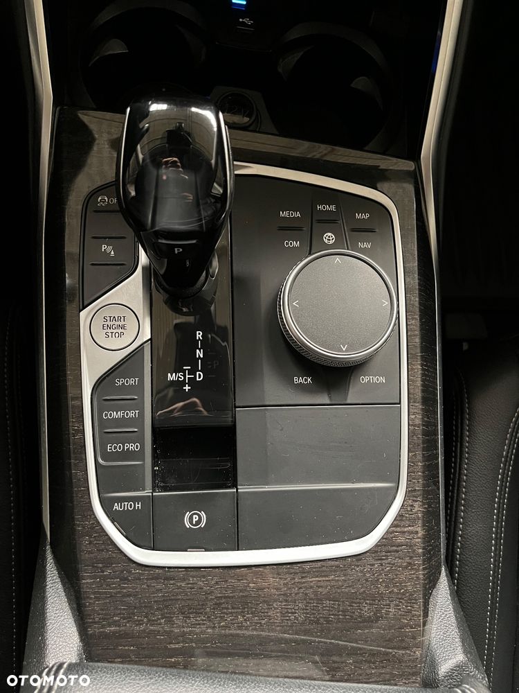 BMW Seria 3 - 15