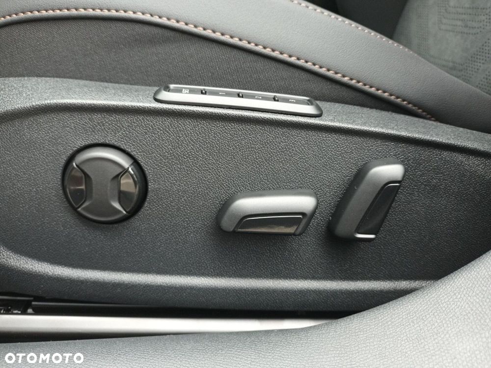 Cupra Leon Sportstourer 2.0 TSI 4Drive DSG - 13