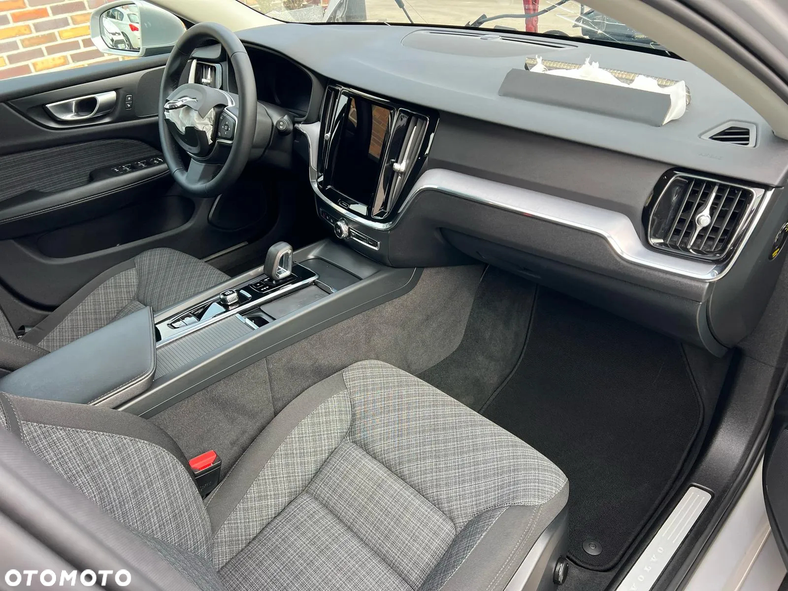 Volvo V60 B3 B DKG Core - 14