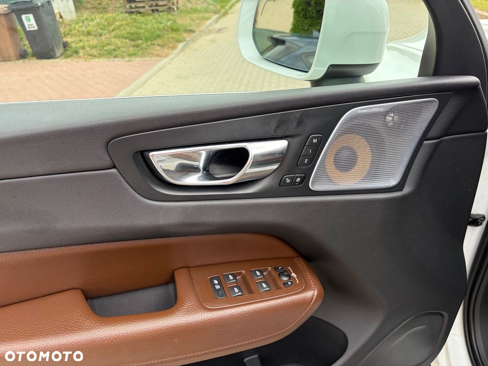 Volvo XC 60 T5 AWD Drive-E Momentum - 7