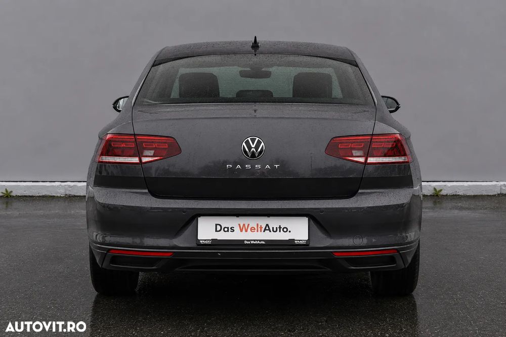 Volkswagen Passat 1.5 TSI ACT DSG Trendline - 8