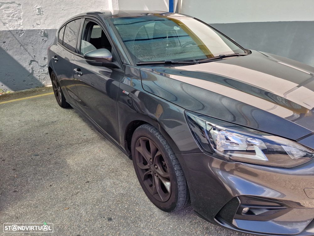 Ford Focus 1.0 EcoBoost ST-Line - 4