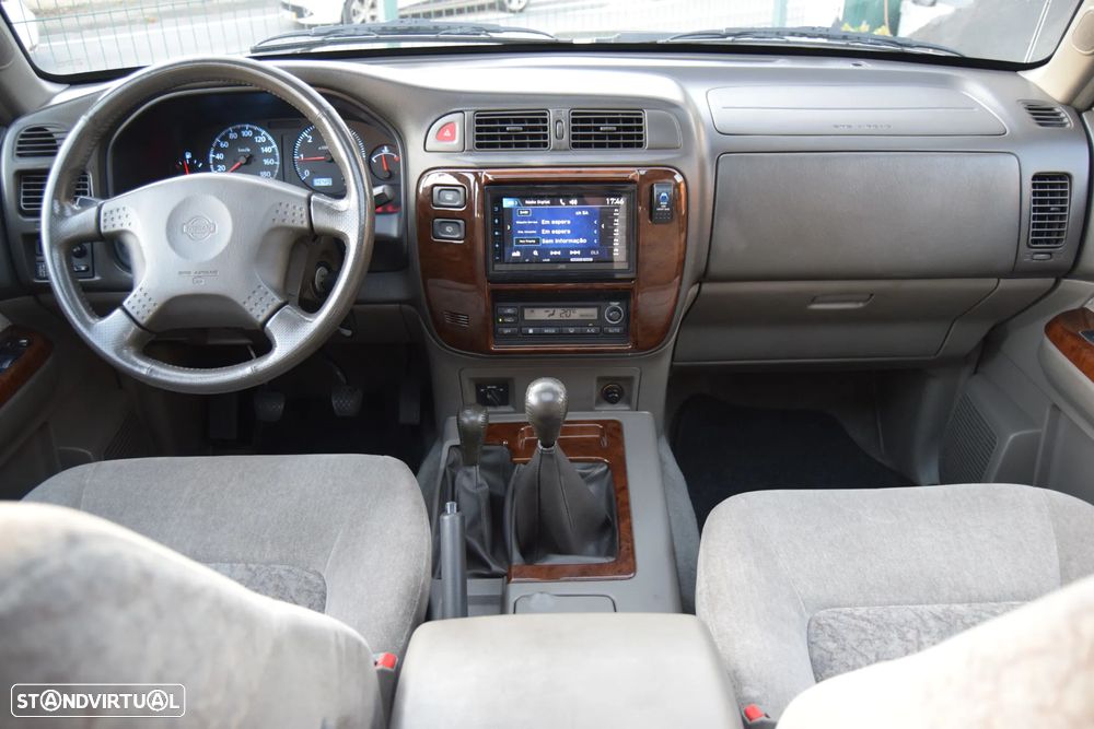 Nissan Patrol GR 2.8 TD SE - 26