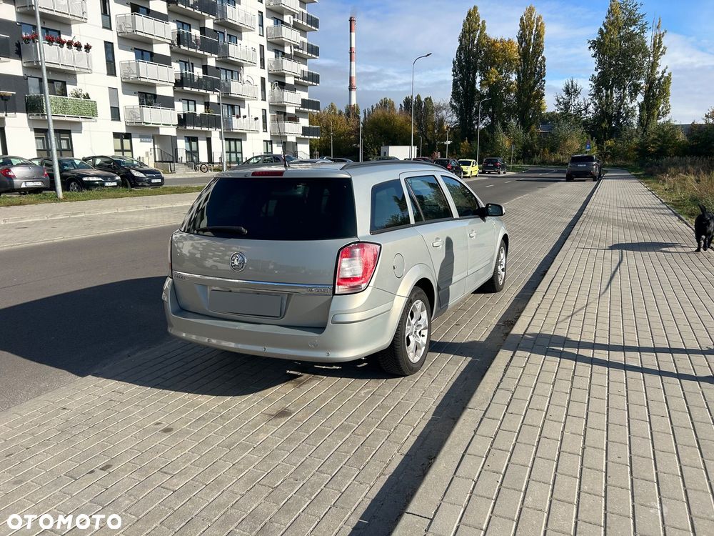Opel Astra - 2