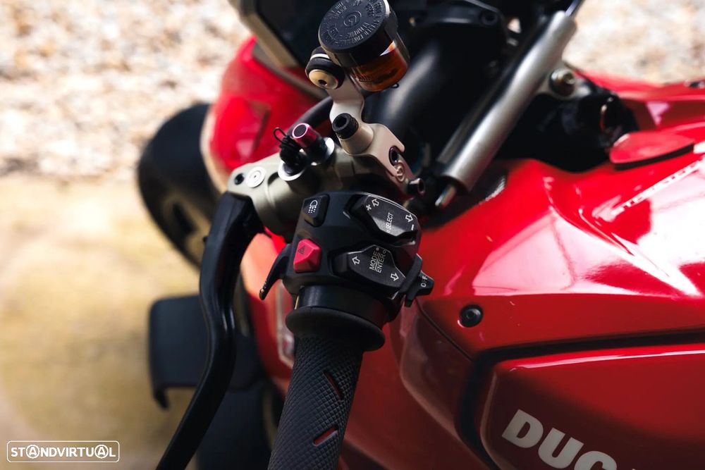Ducati Streetfighter - 9