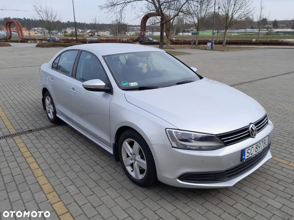 Volkswagen Jetta 1.6 TDI Comfortline - 2