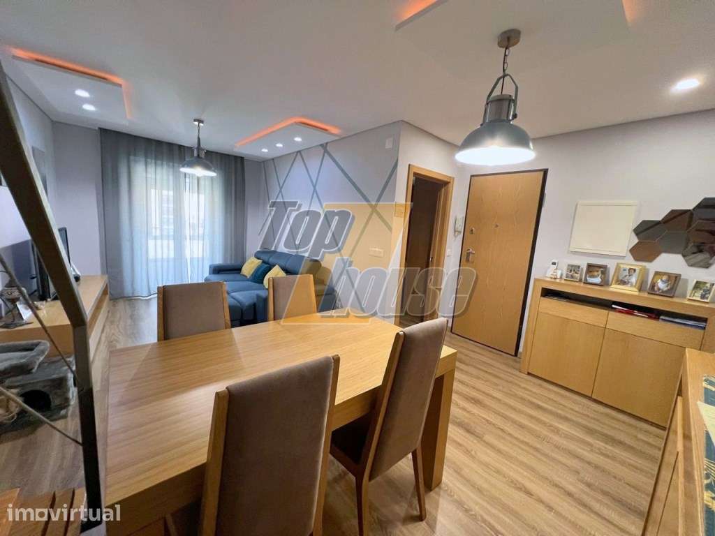 APARTAMENTO T2 + APROVEITAMENTO DE SÓTÃO | TOTALMENTE REMODELADO - Grande imagem: 4/21