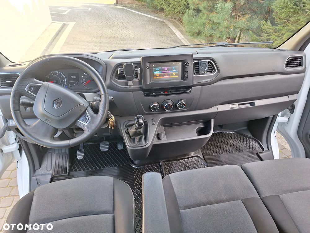 Renault Master - 25