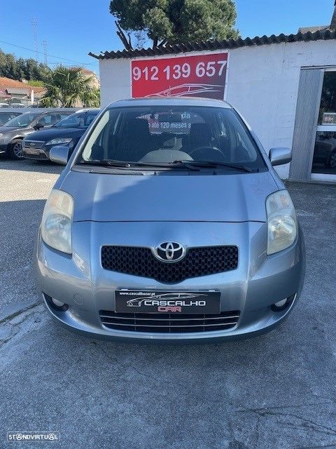 Toyota Yaris 1.4 D-4D Sol High P. MM - 2