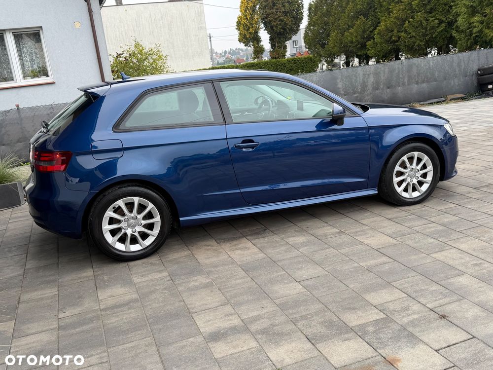 Audi A3 3-drzwiowe 1.6 TDI design - 6