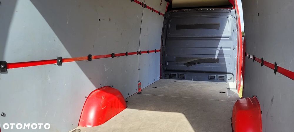 Mercedes-Benz Sprinter - 19